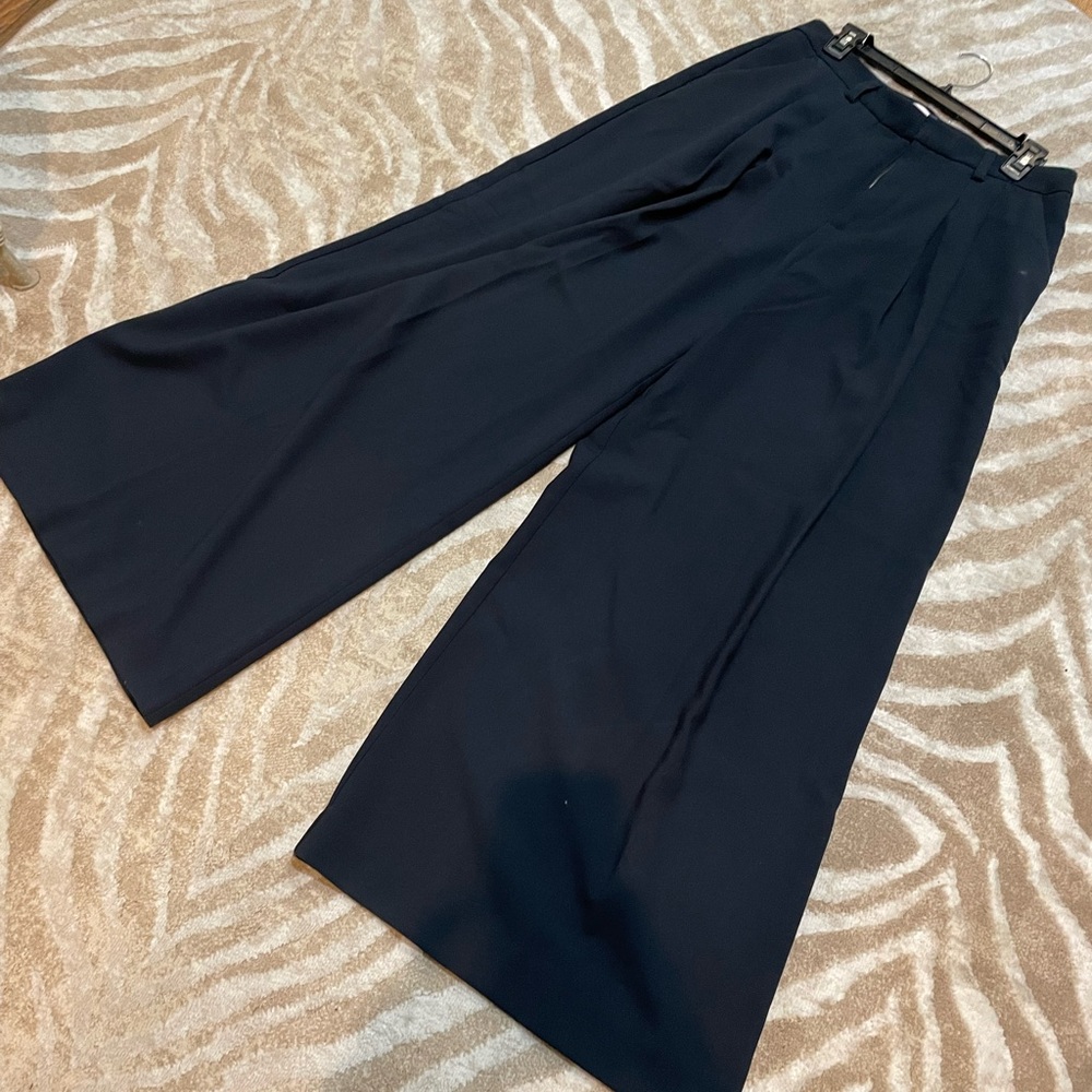 Wide leg pants